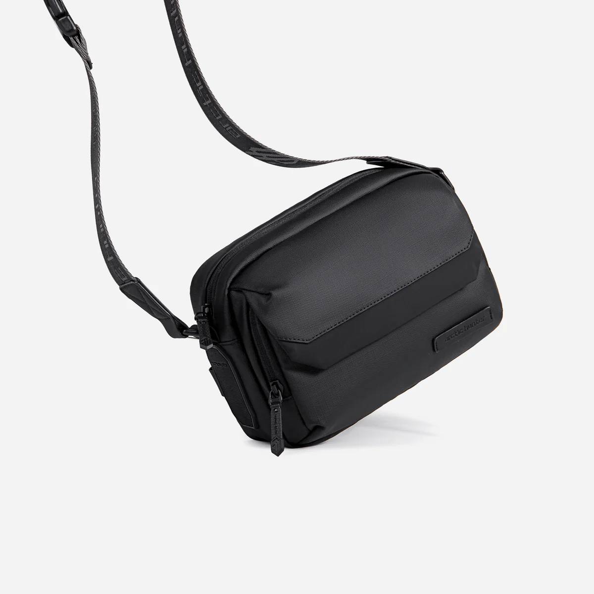 Sac Bandoulière Compact Anti-Vol pour Homme - ATELIER AMBRE